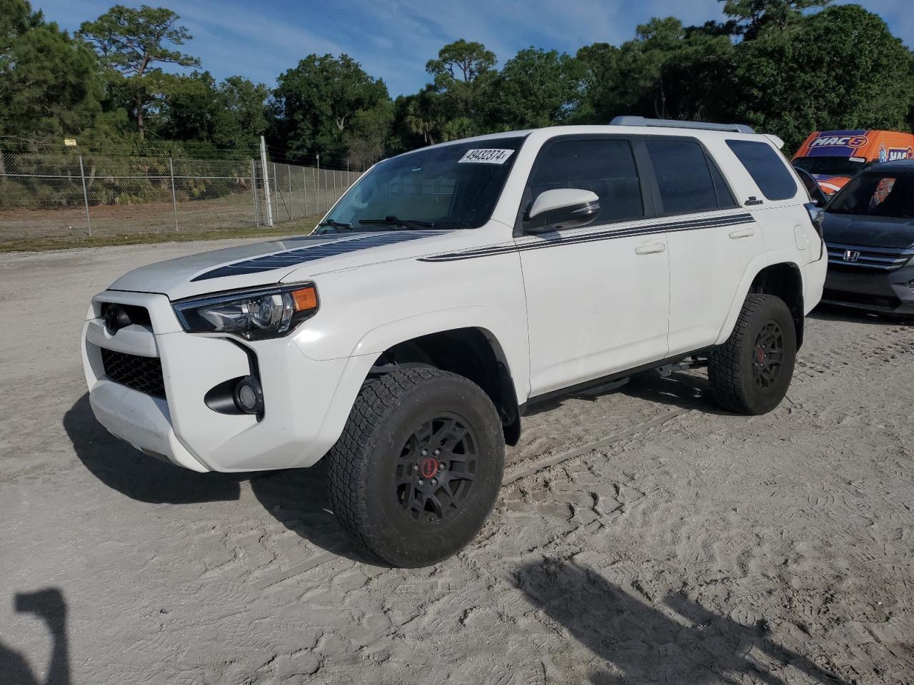 2018 TOYOTA 4RUNNER SR