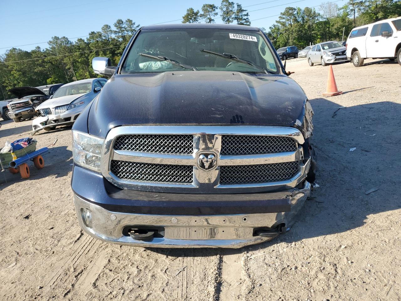 2017 RAM 1500 SLT - Image 5