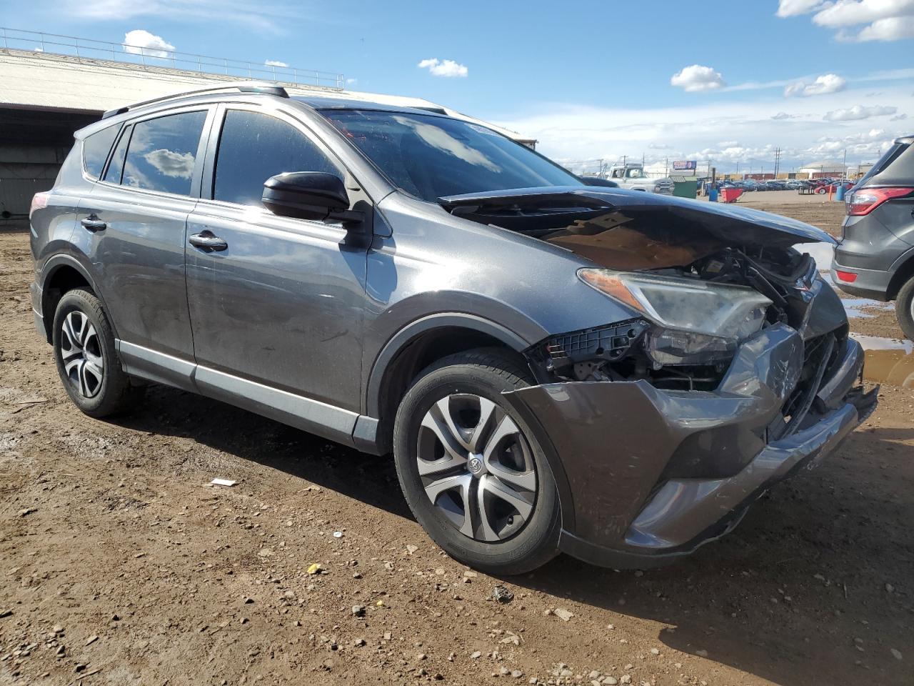 2017 TOYOTA RAV4 LE - Фото 4