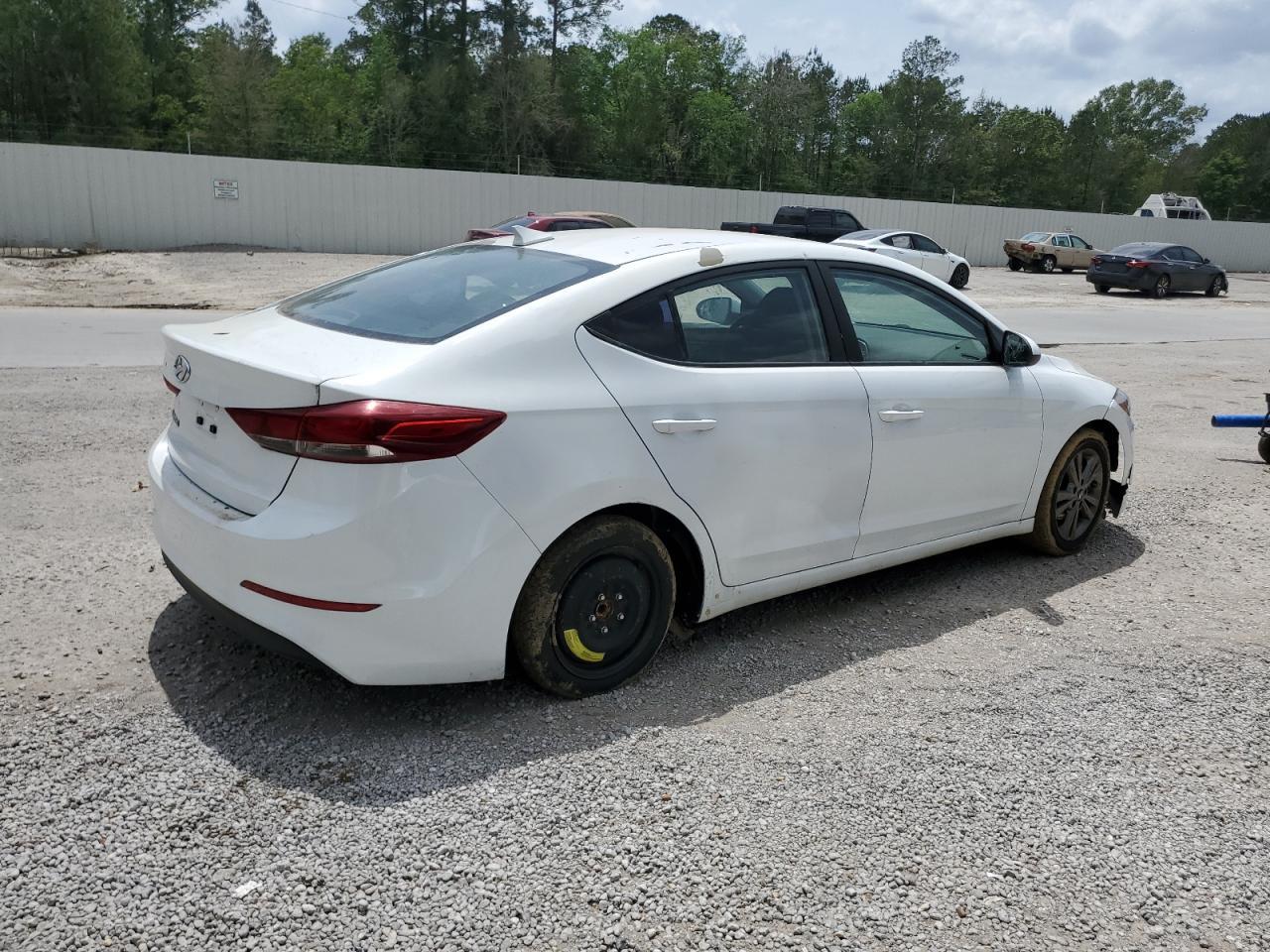2018 HYUNDAI ELANTRA SE - Image 3