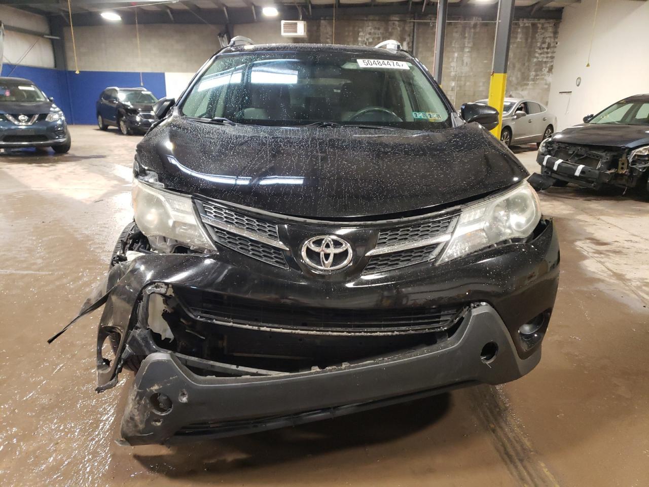 2014 TOYOTA RAV4 LE - Фото 5