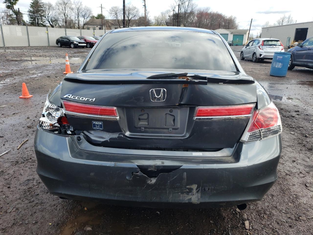 2011 HONDA ACCORD LXP - Image 6