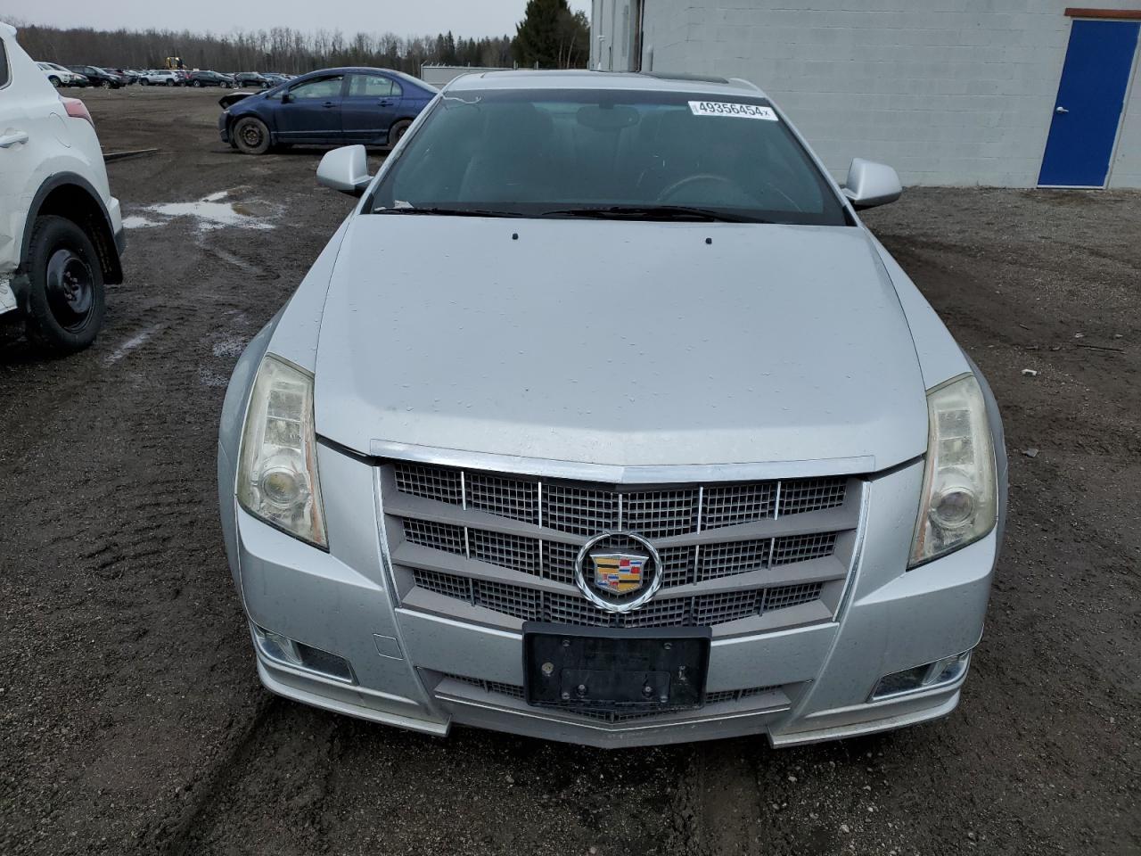 2011 CADILLAC CTS PREMIU - Image 5