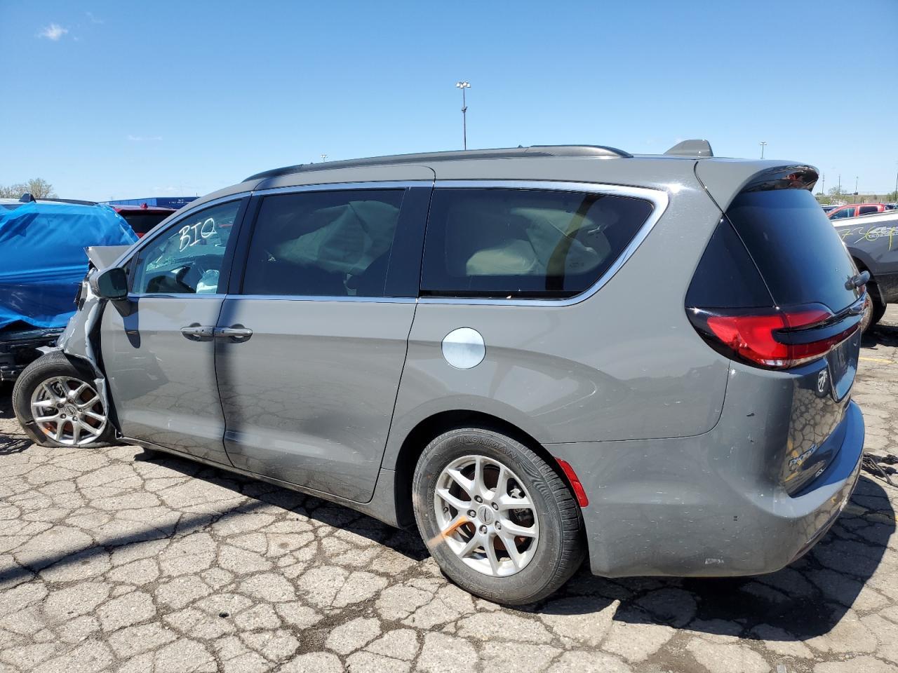 2022 CHRYSLER PACIFICA T - Image 2