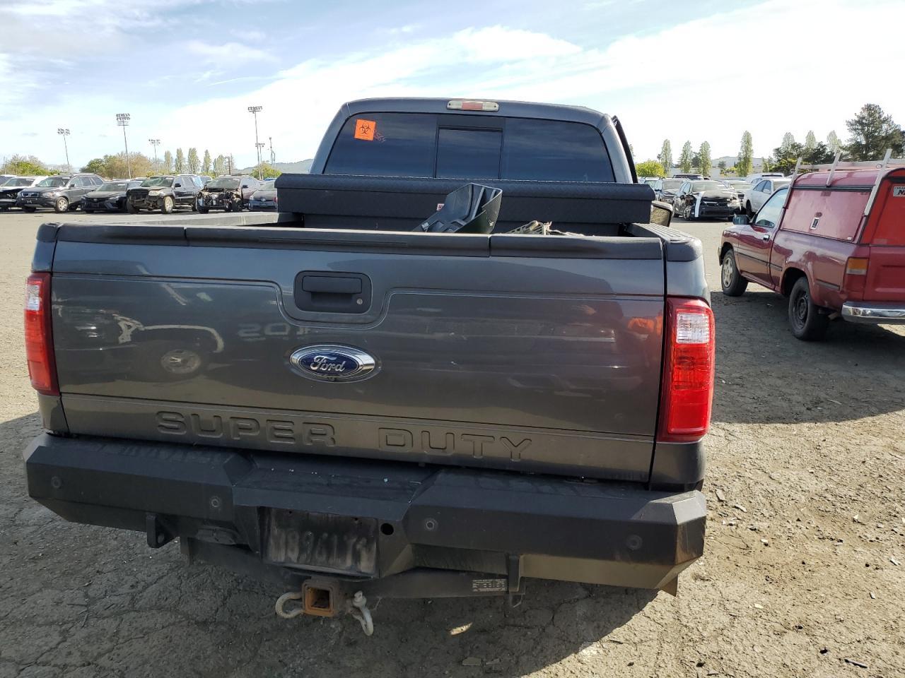 2015 FORD F250 SUPER - Фото 6