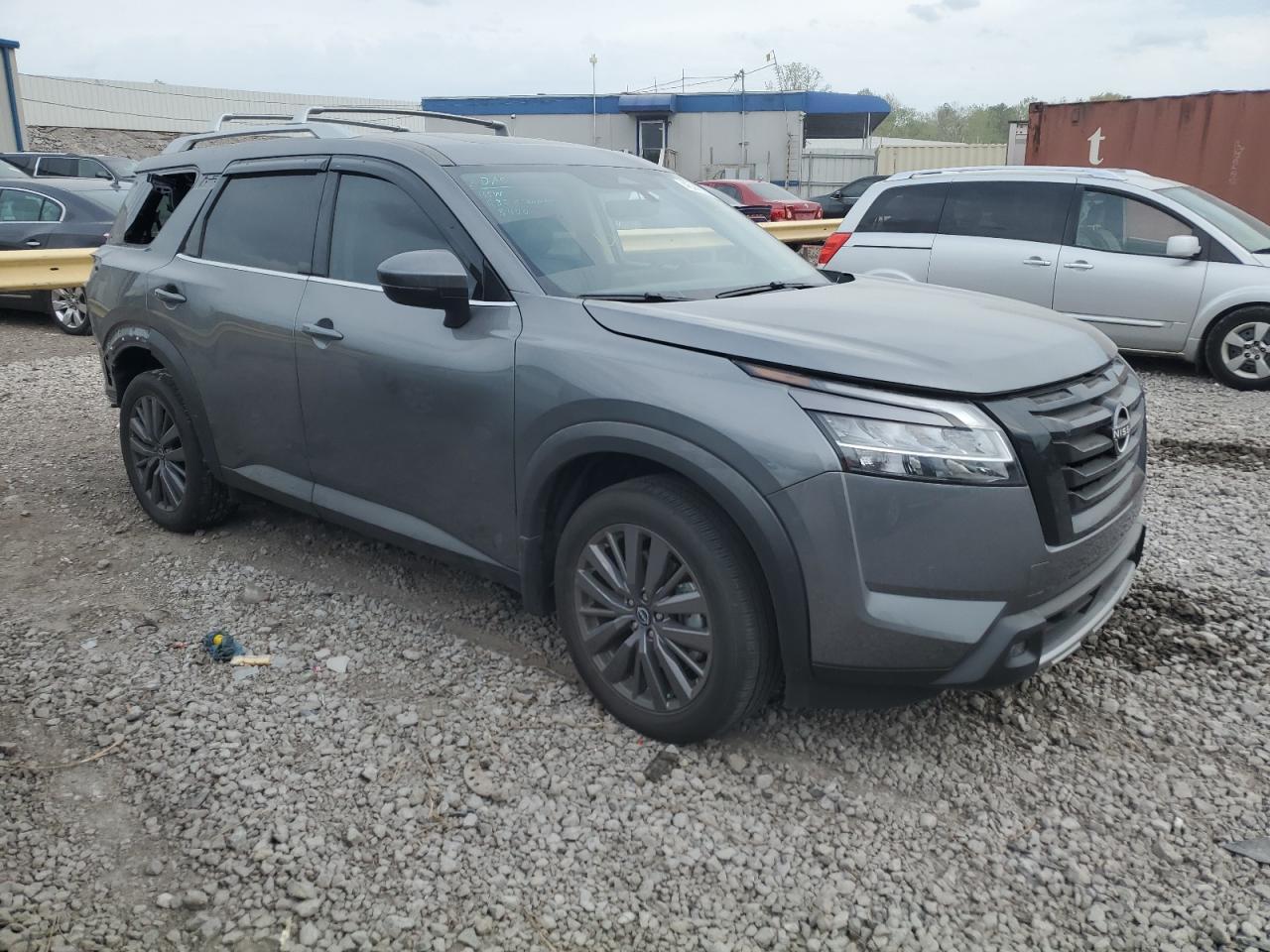 2023 NISSAN PATHFINDER - Image 4