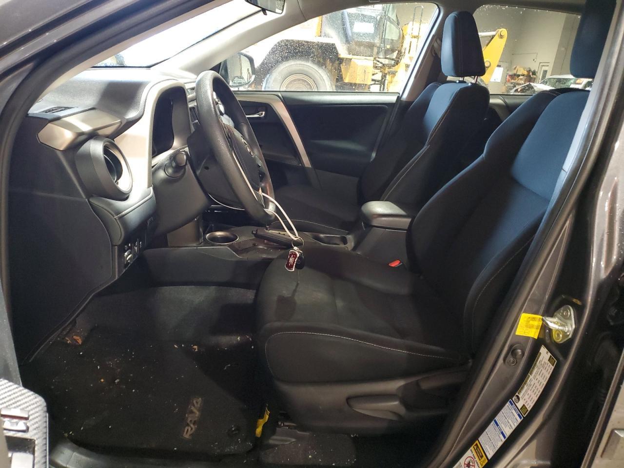 2015 TOYOTA RAV4 XLE - Фото 7