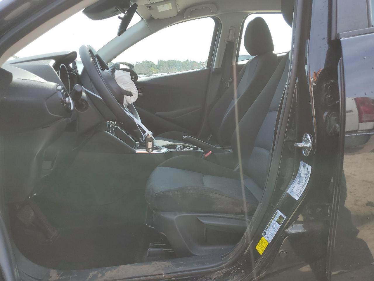 2020 TOYOTA YARIS LE - Фото 7