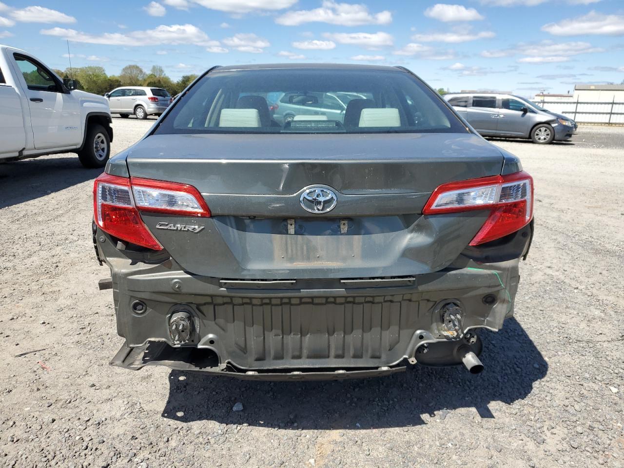 2014 TOYOTA CAMRY L - Image 6