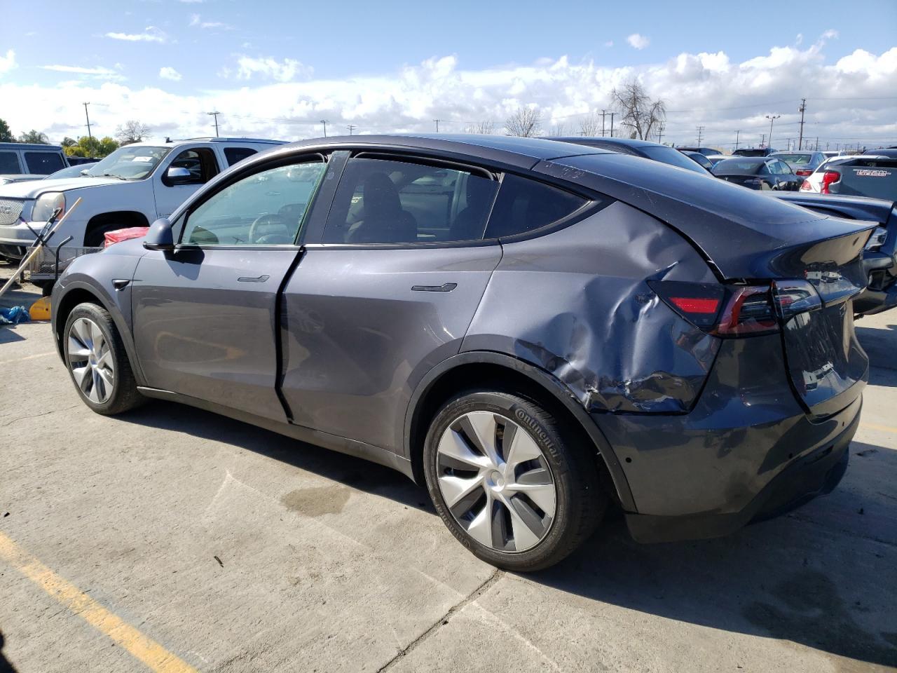 2023 TESLA MODEL Y - Фото 2