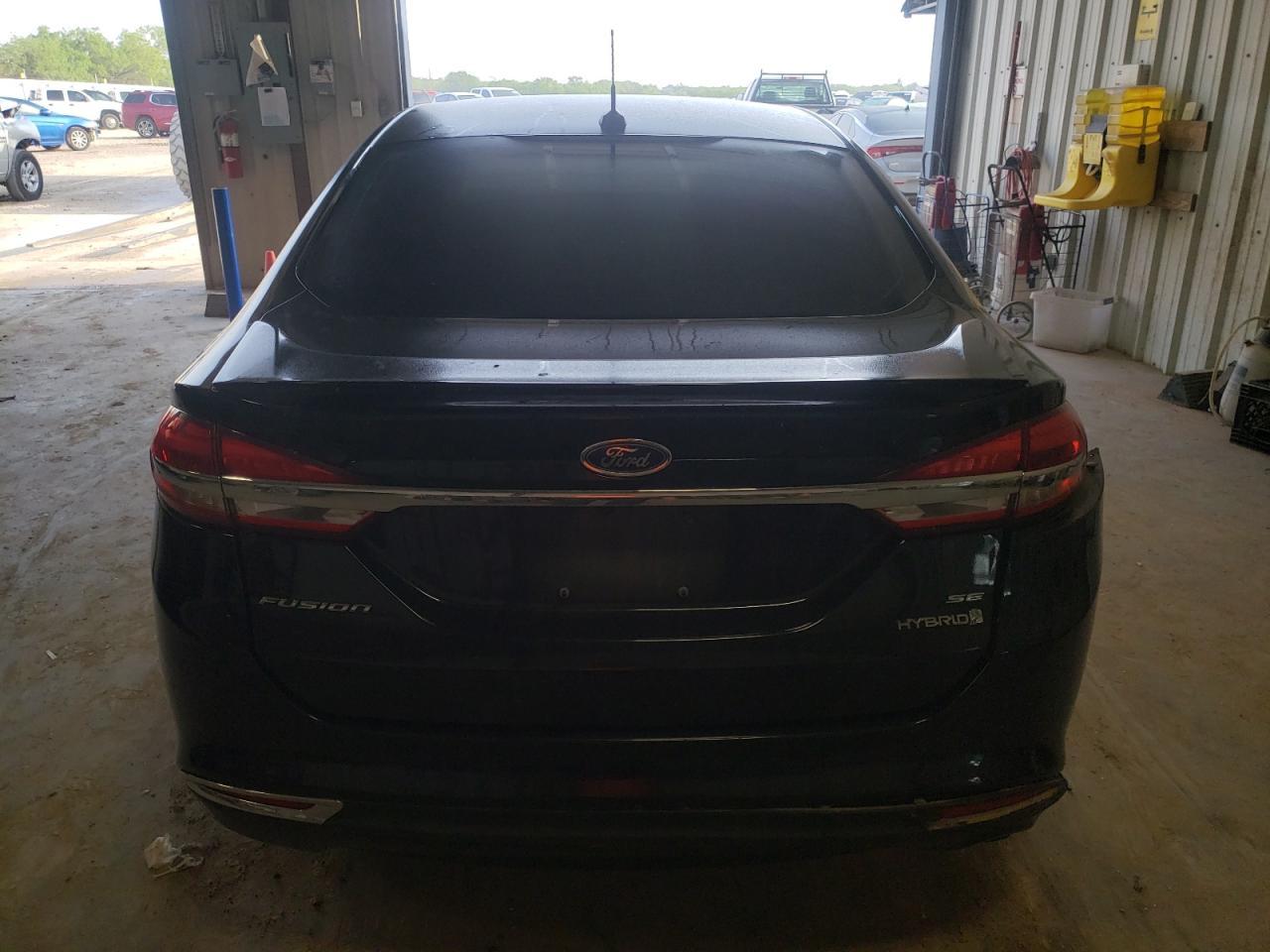 2017 FORD FUSION SE - Image 6