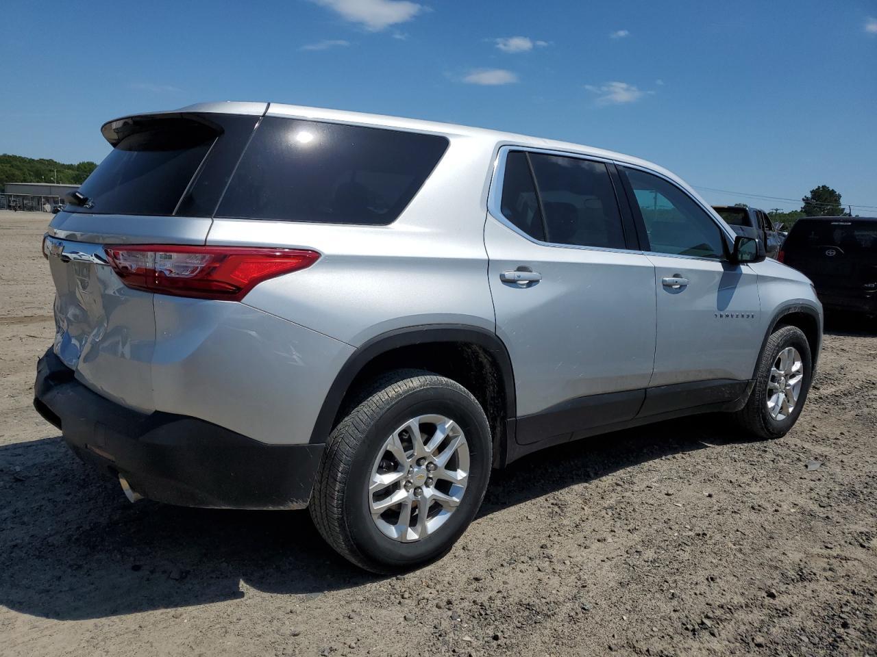 2021 CHEVROLET TRAVERSE L - Image 3