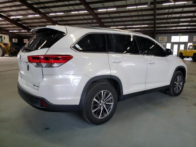 2019 Toyota Highlander Se - Фото 3