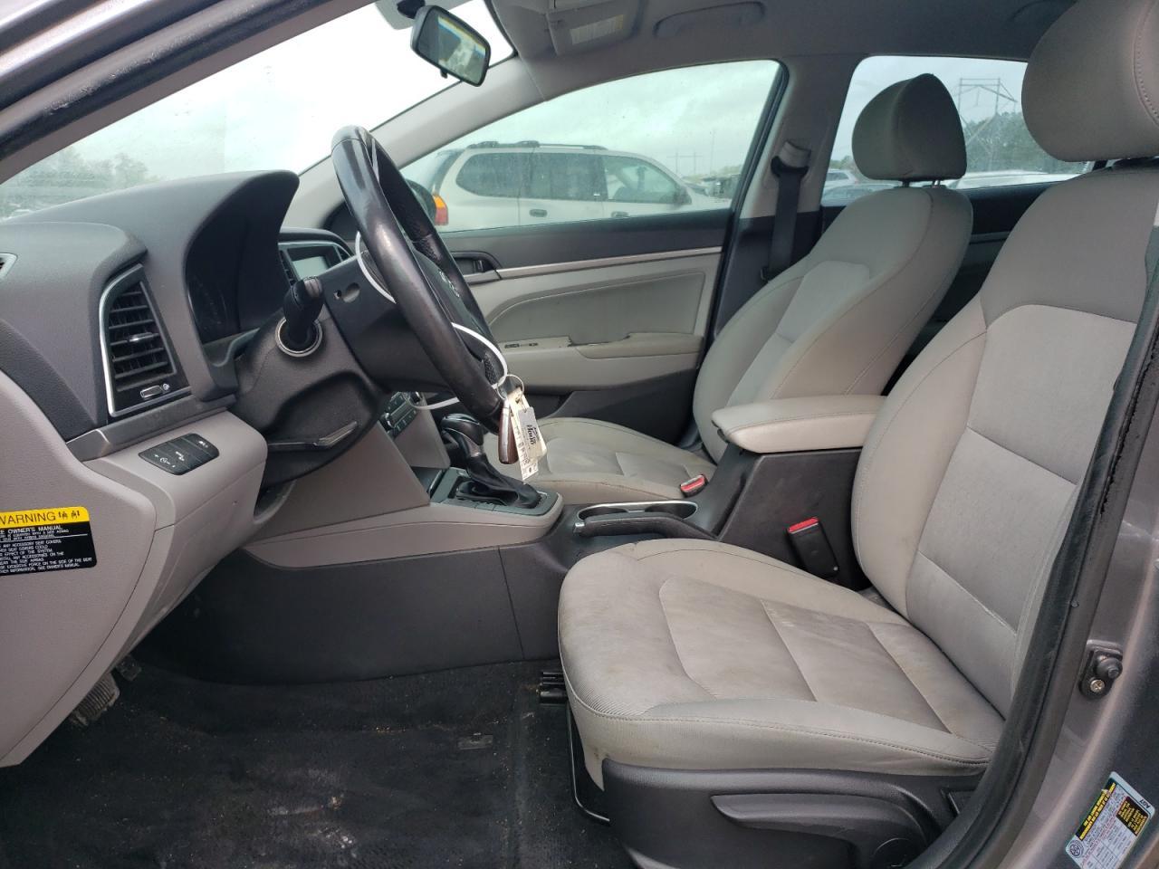 2017 HYUNDAI ELANTRA SE - Image 7