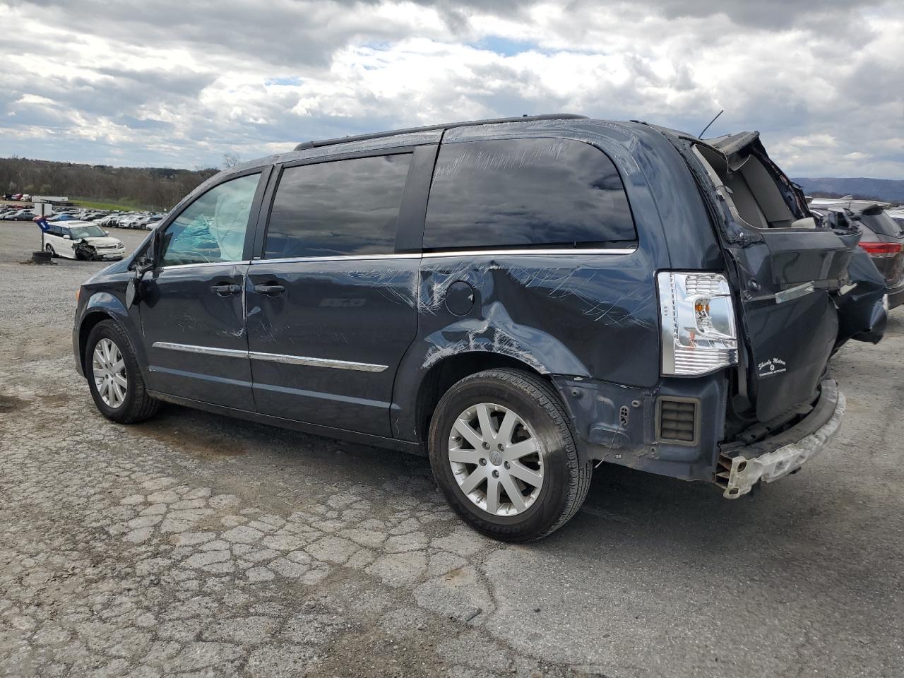 2014 CHRYSLER TOWN & COU - Фото 2