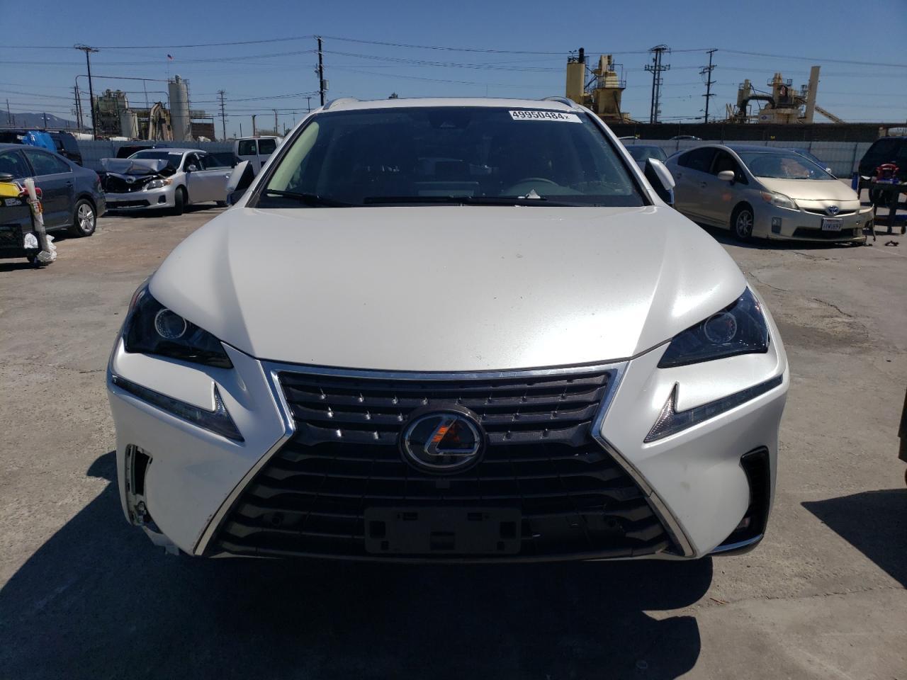 2020 LEXUS NX 300 - Фото 5