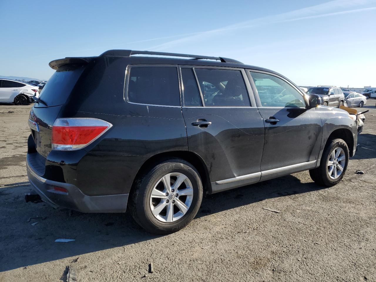 2011 TOYOTA HIGHLANDER - Фото 3