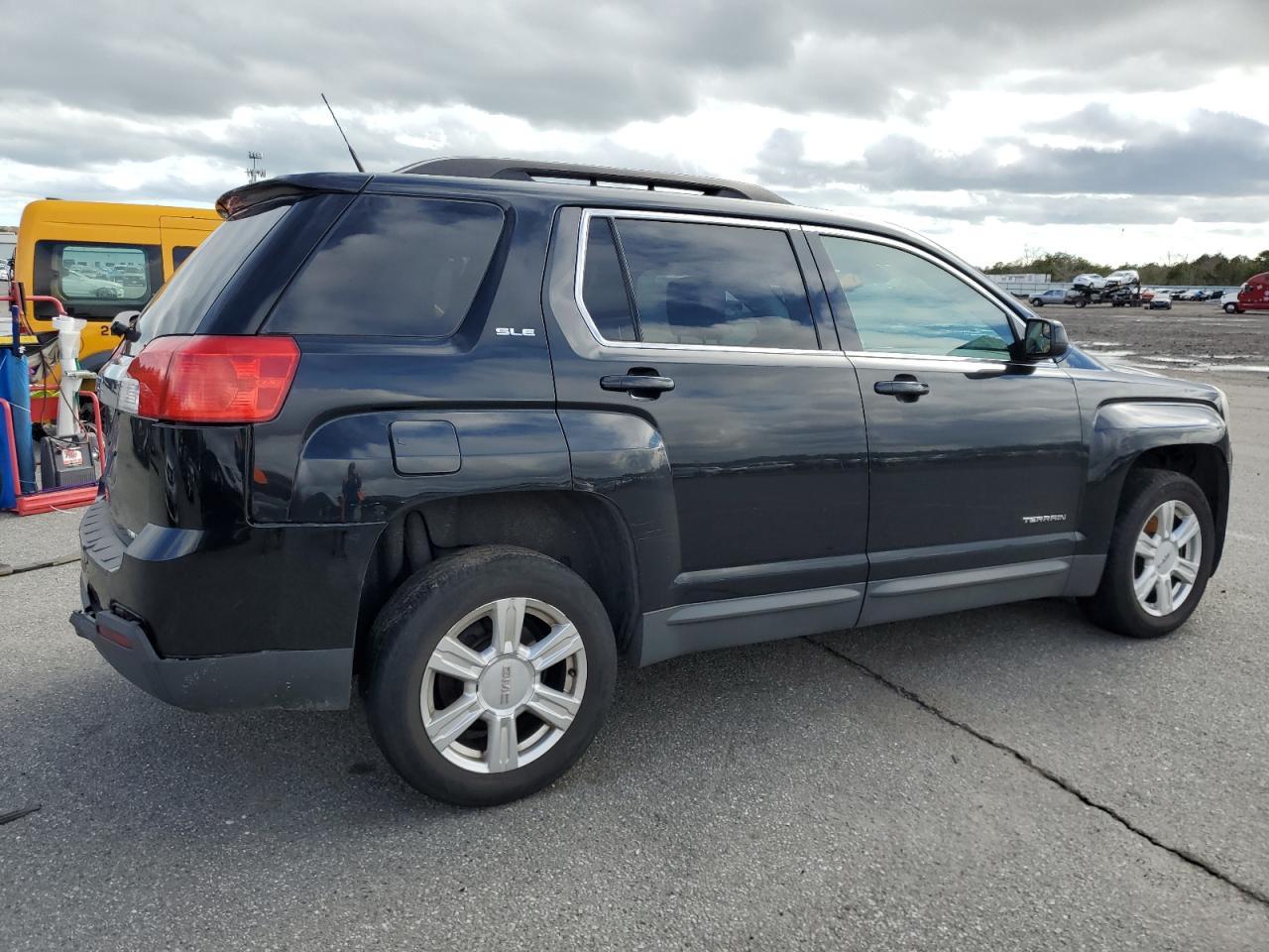 2014 GMC TERRAIN SL - Image 3