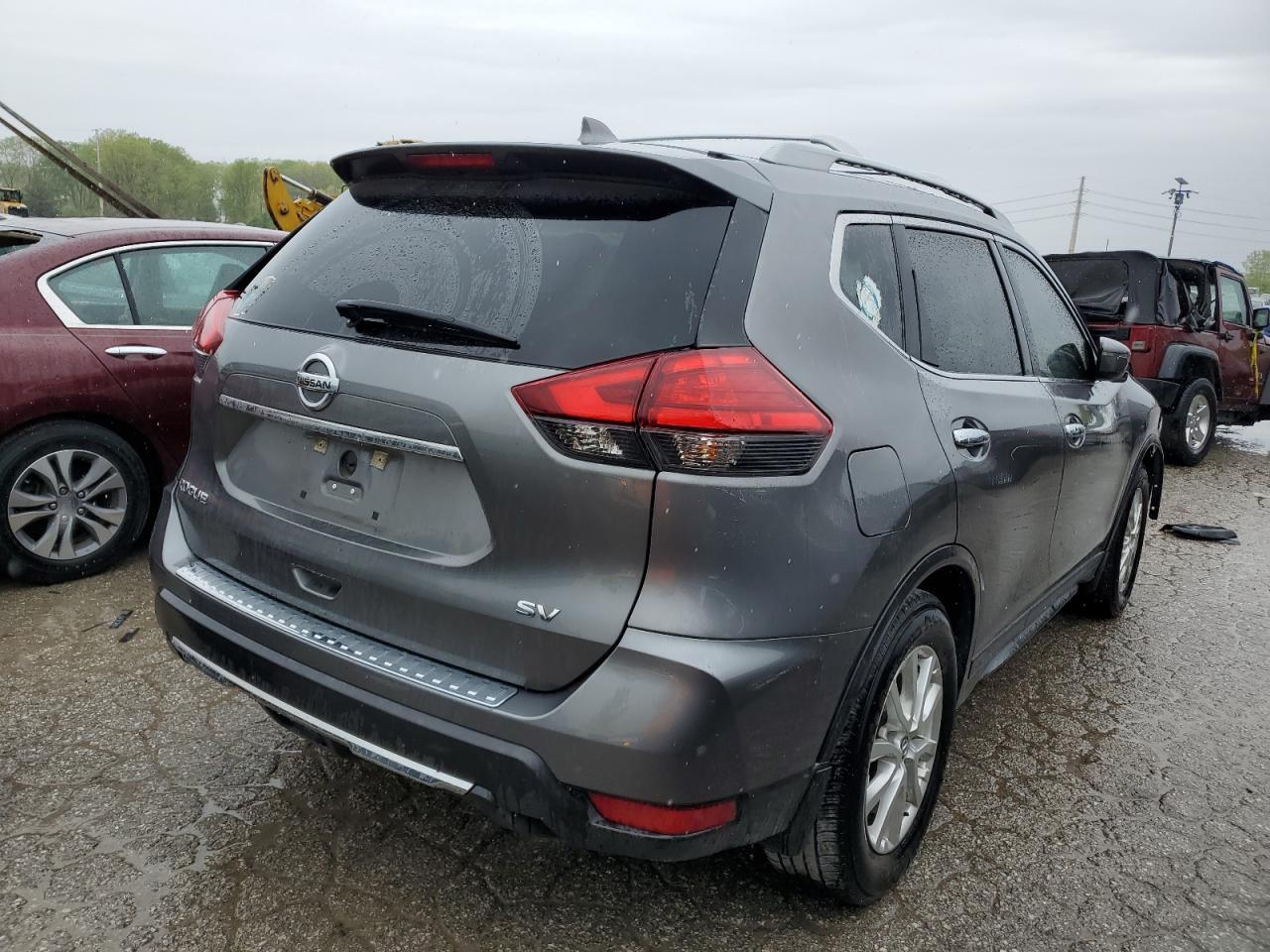 2017 NISSAN ROGUE S - Фото 3