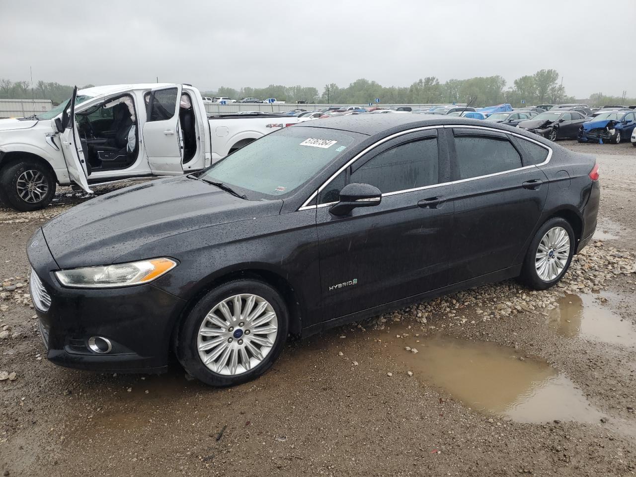 2013 FORD FUSION SE car image