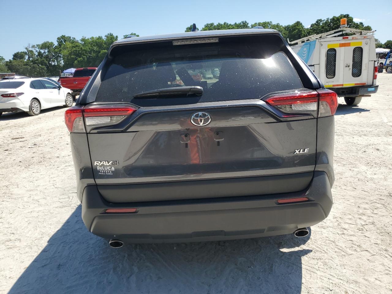 2020 TOYOTA RAV4 XLE - Image 6