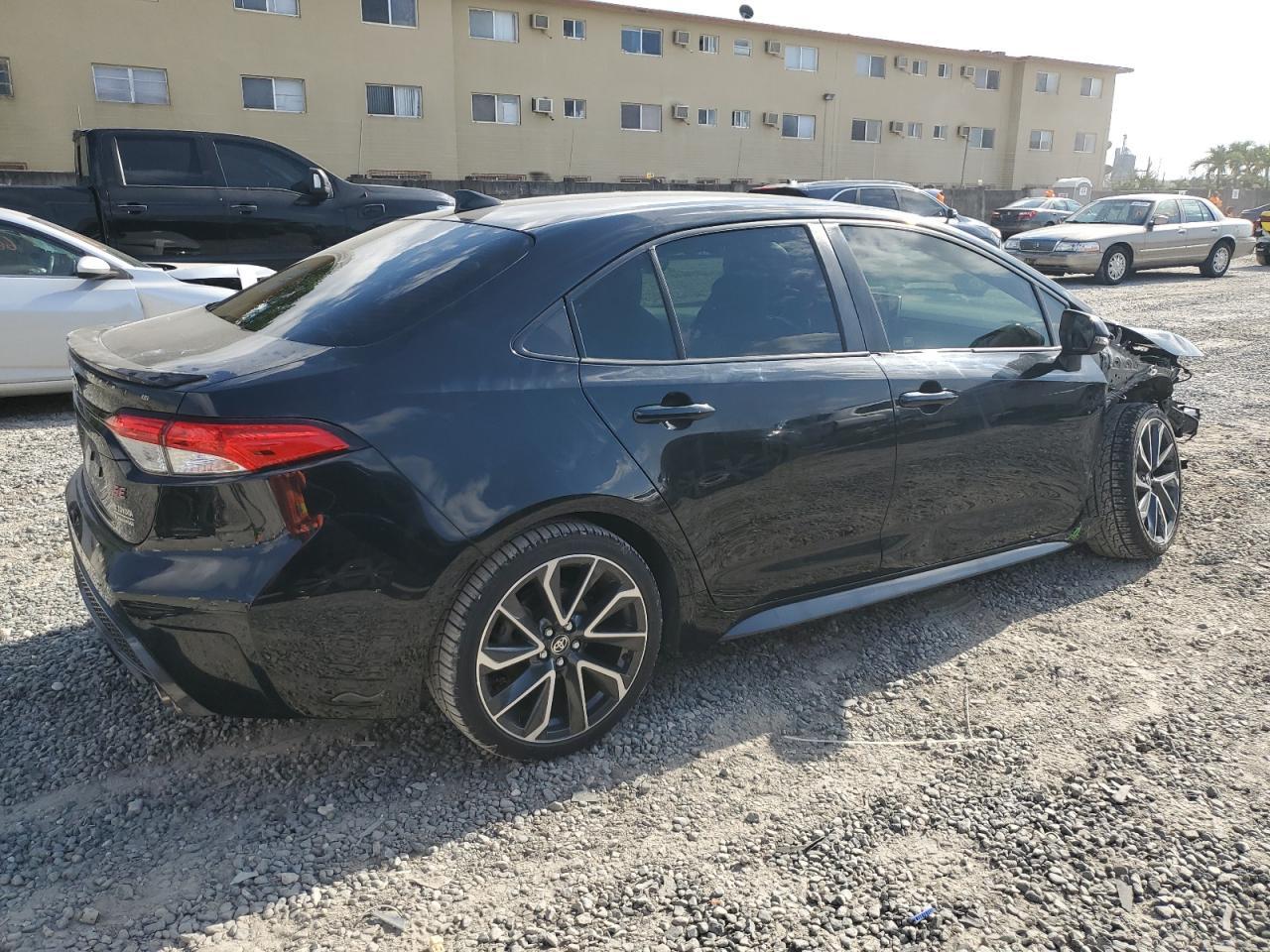 2020 TOYOTA COROLLA SE - Фото 3
