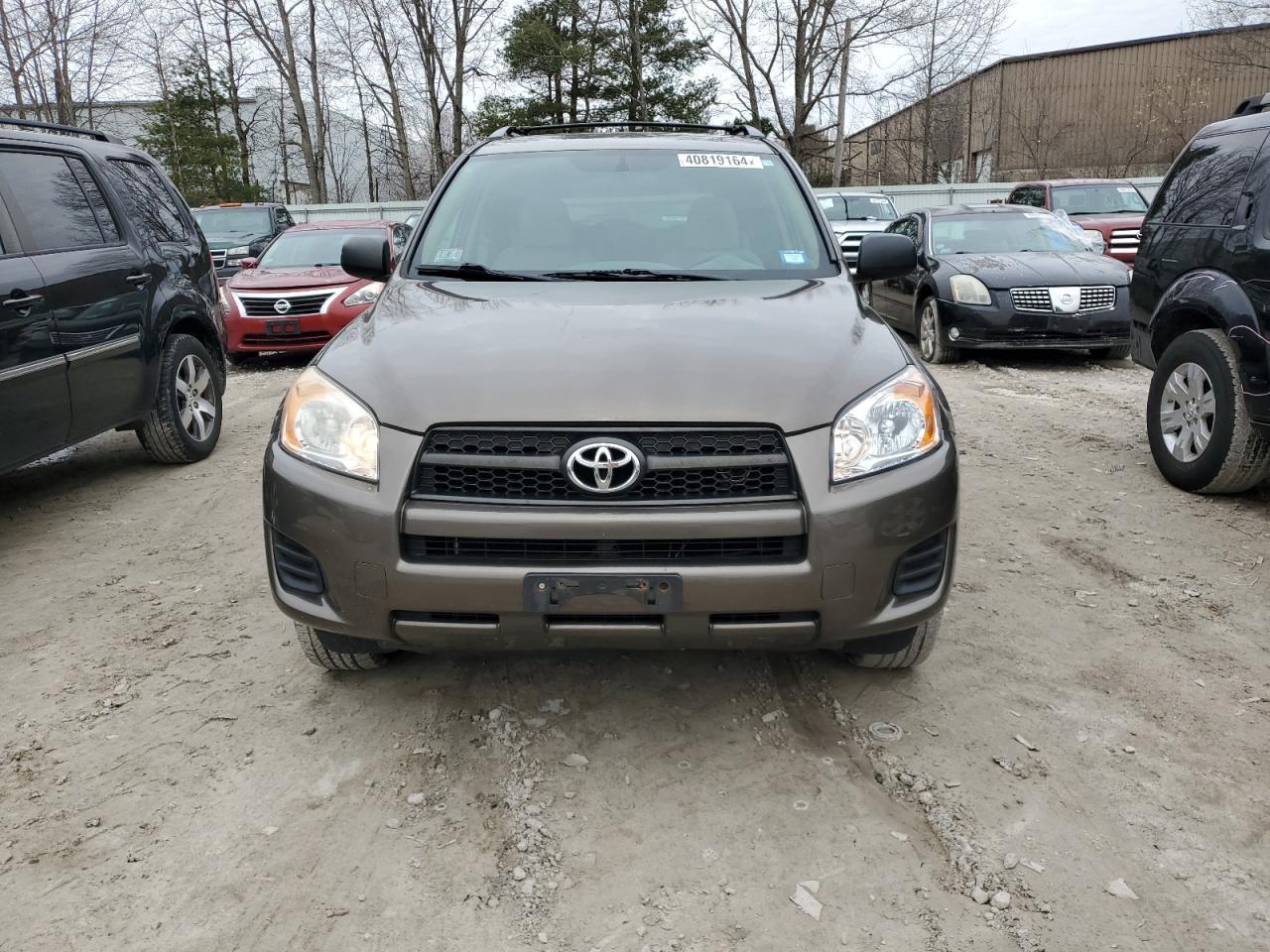 2011 TOYOTA RAV4 - Image 5