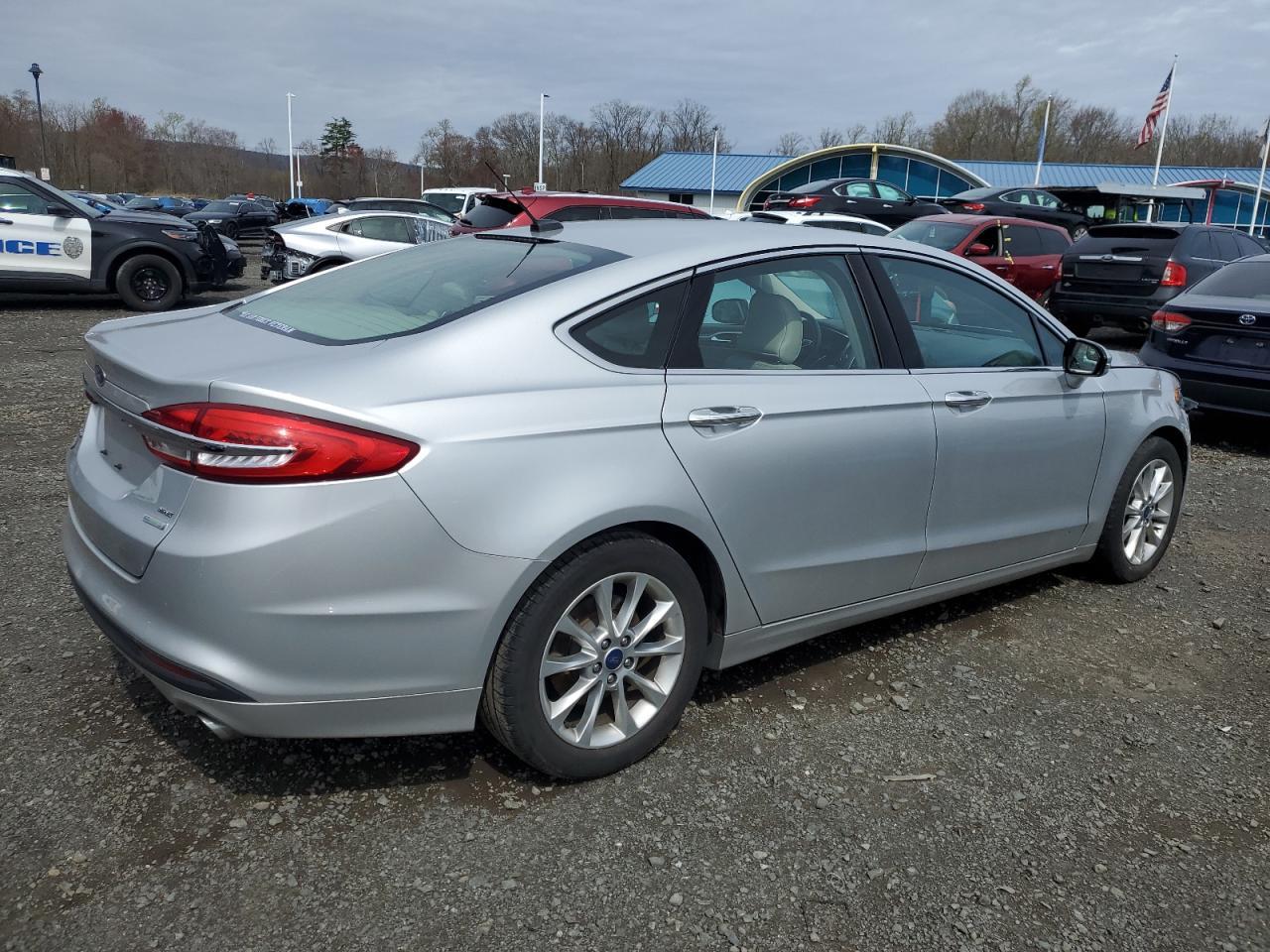 2017 FORD FUSION SE - Фото 3