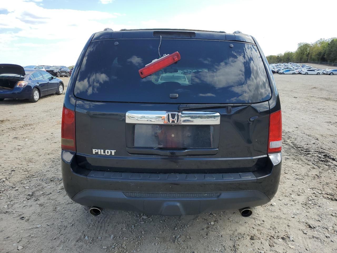 2013 HONDA PILOT EXLN - Image 6
