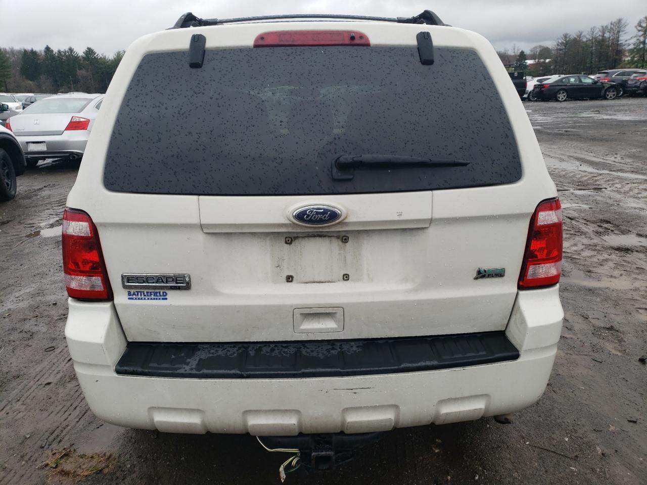 2010 FORD ESCAPE XLT - Image 6