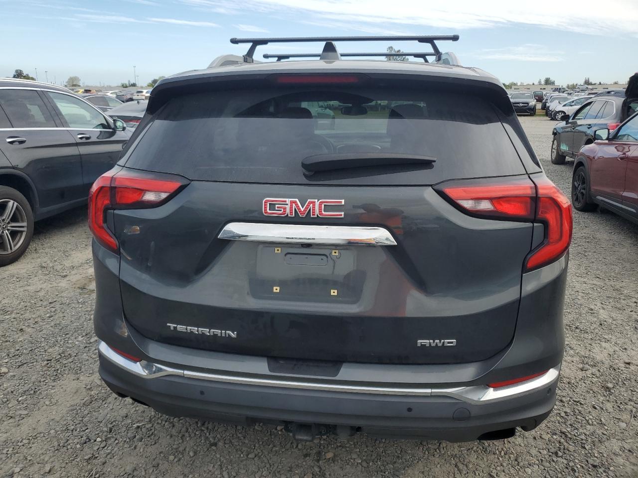 2018 GMC TERRAIN SL - Image 6