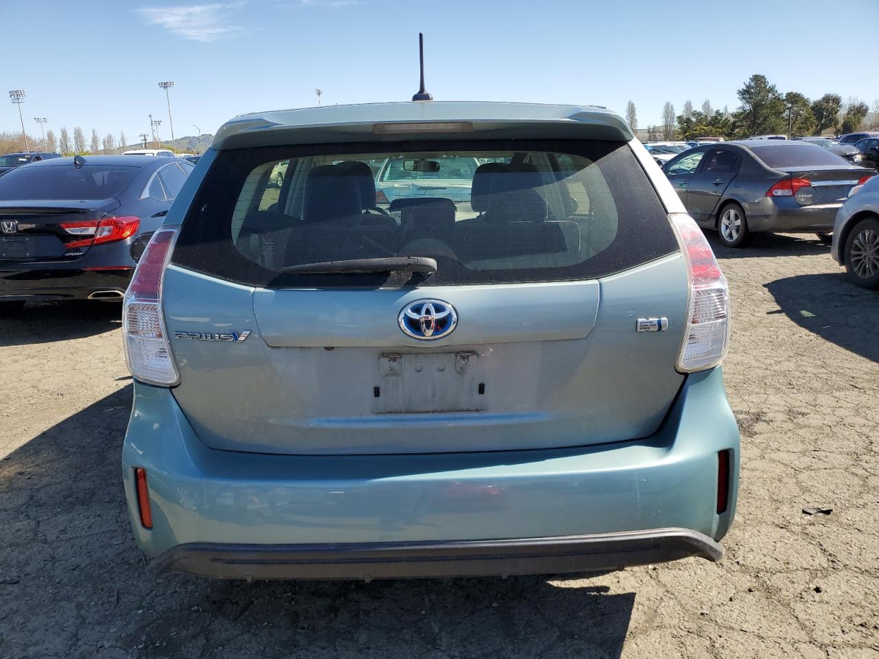 2015 TOYOTA PRIUS V - Фото 6