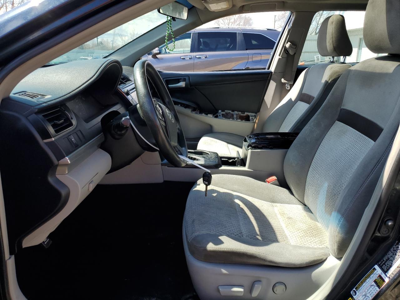 2014 TOYOTA CAMRY L - Image 7