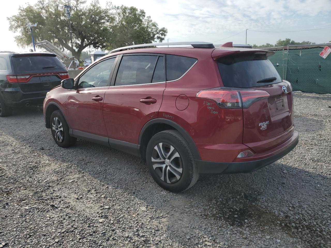 2018 TOYOTA RAV4 LE - Image 2