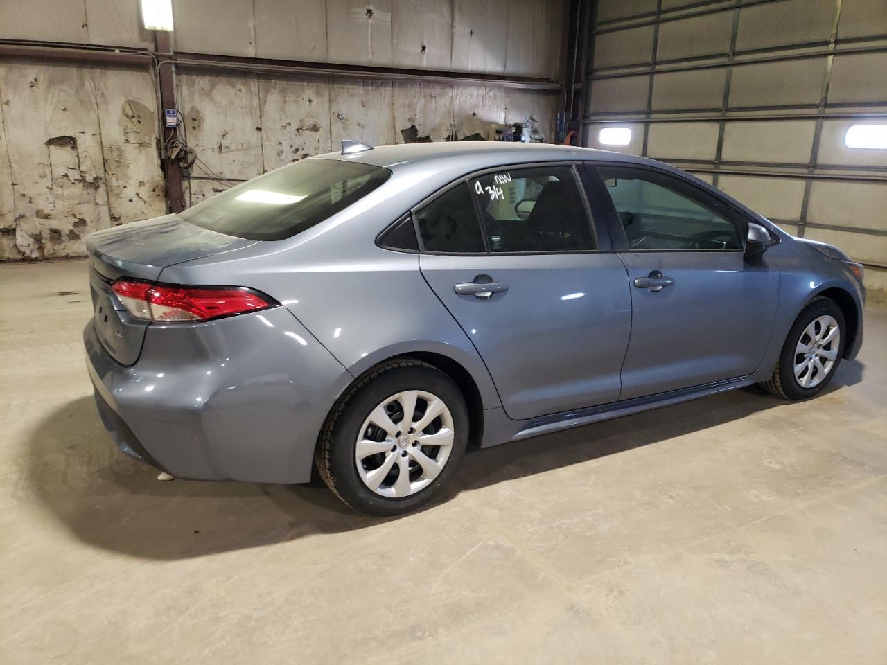 2022 TOYOTA COROLLA LE - Фото 3