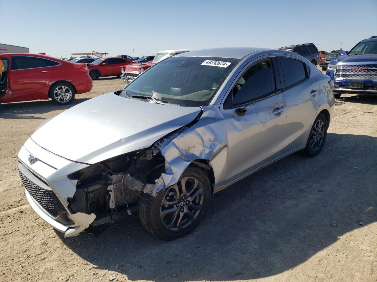 2019 TOYOTA YARIS L car image