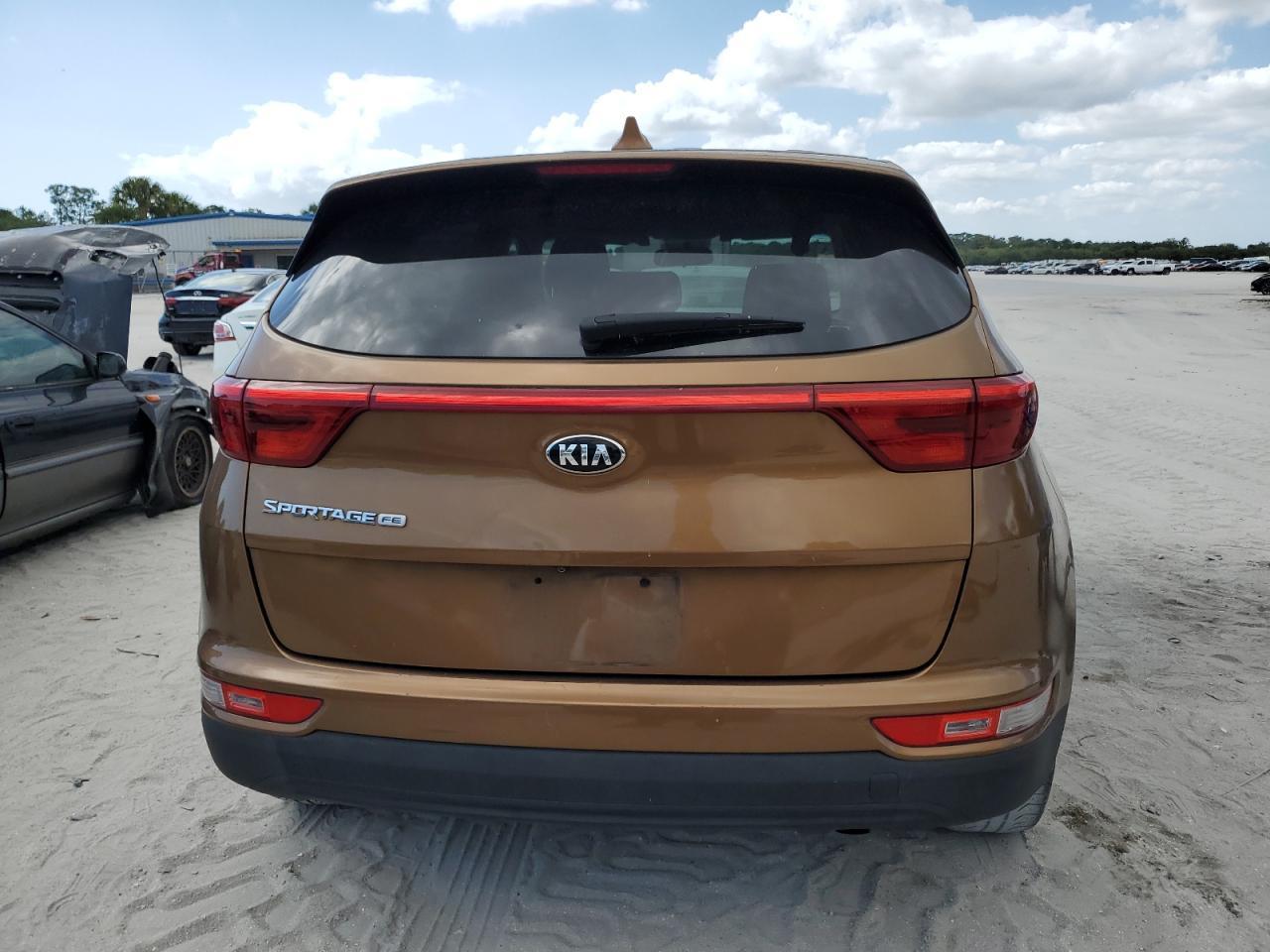2017 KIA SPORTAGE L - Фото 6