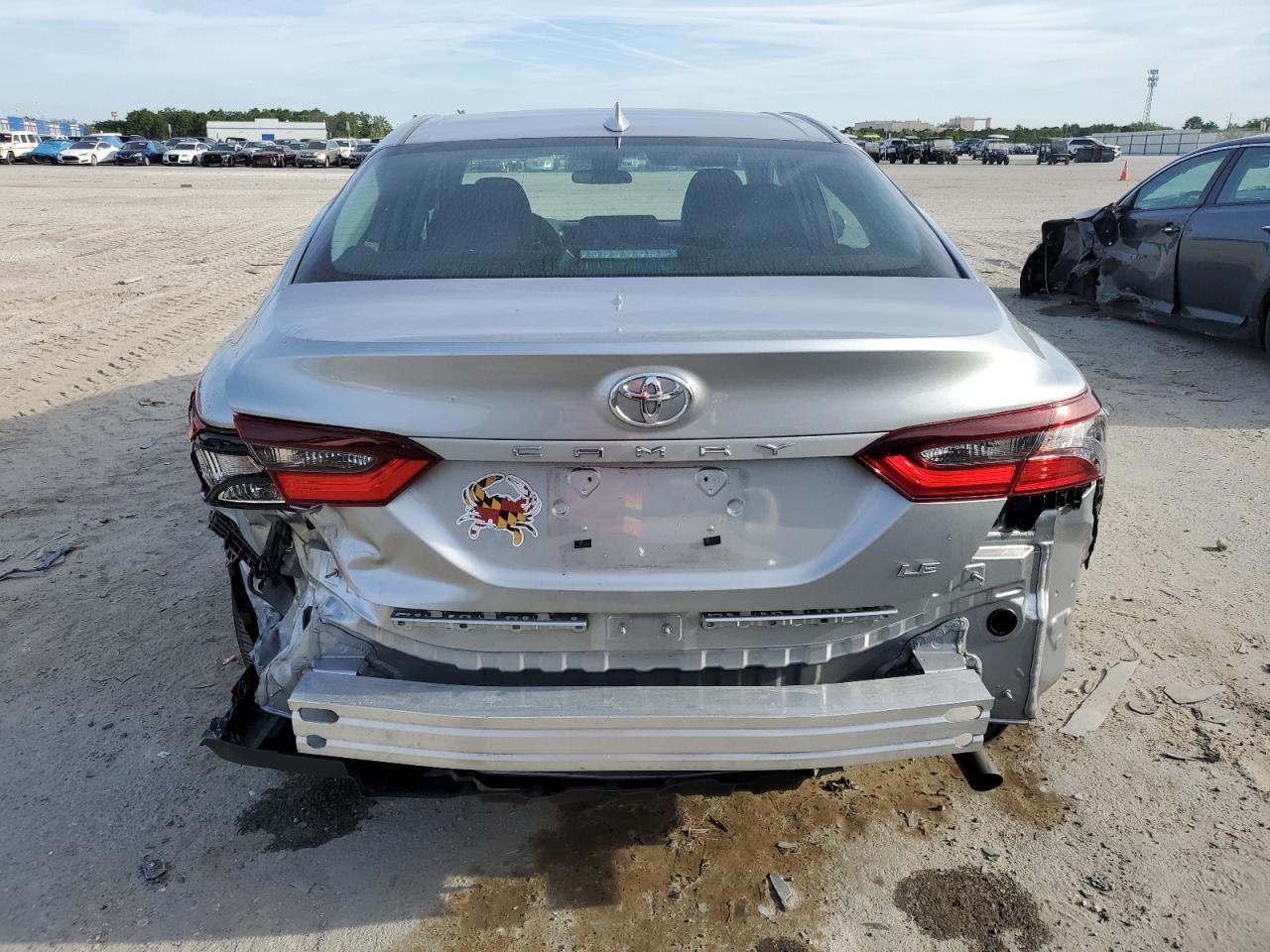 2024 TOYOTA CAMRY LE - Фото 6