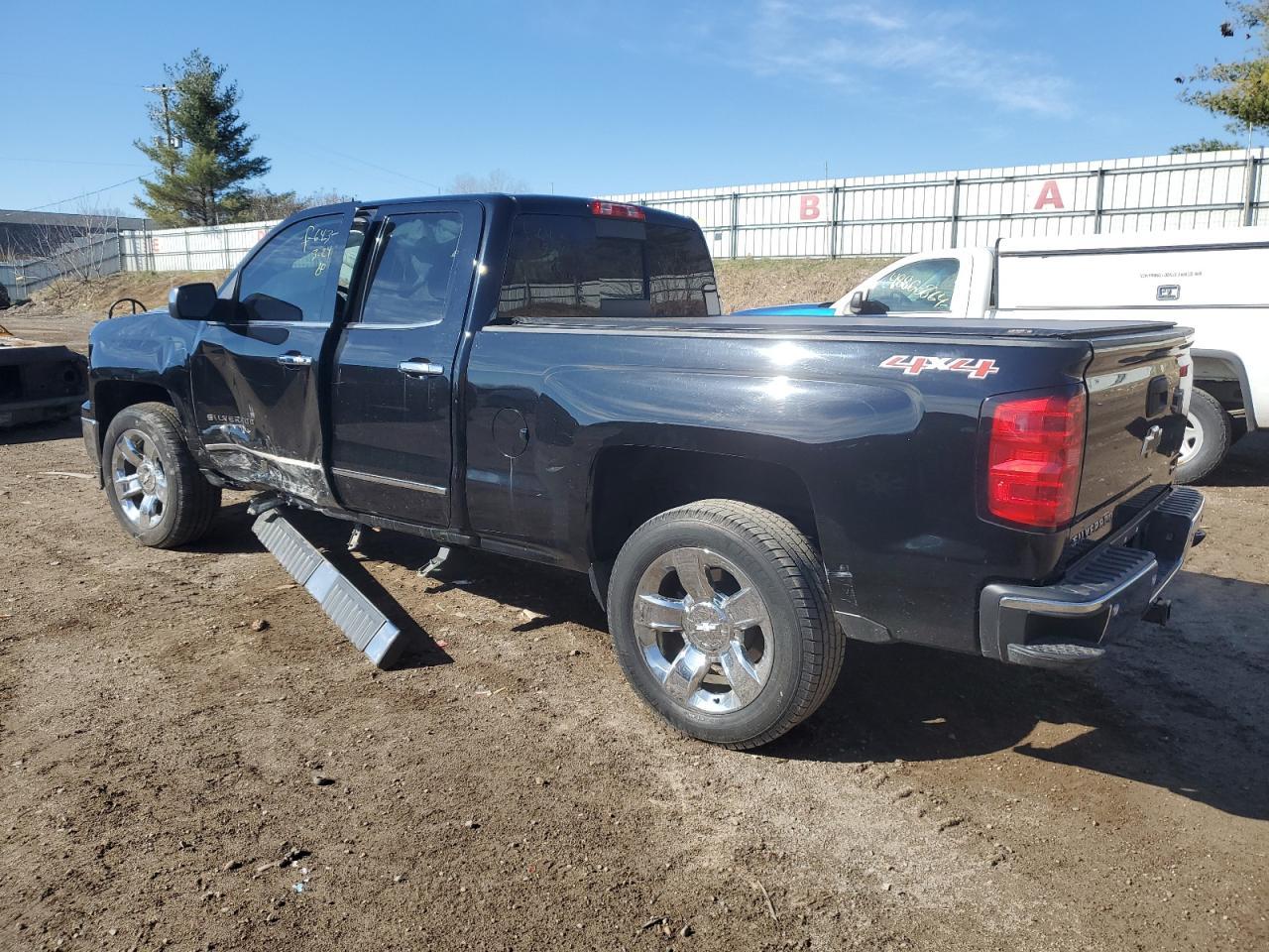 2015 CHEVROLET SILVERADO - Фото 2