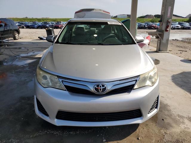 2013 Toyota Camry L - Фото 5