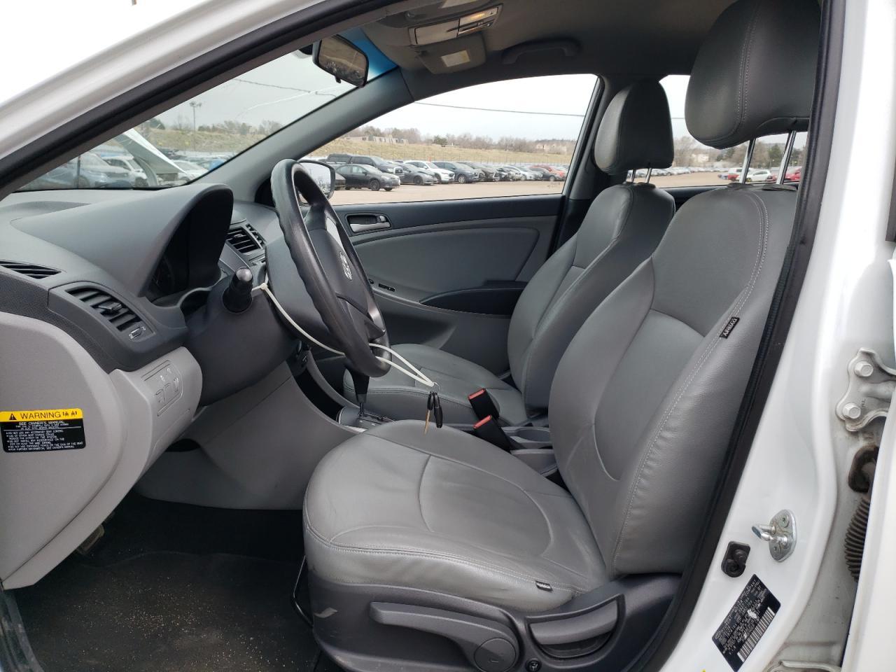 2015 HYUNDAI ACCENT GLS - Фото 7