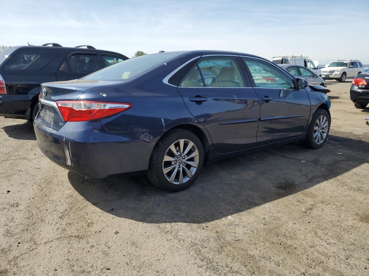 2017 TOYOTA CAMRY LE - Image 3