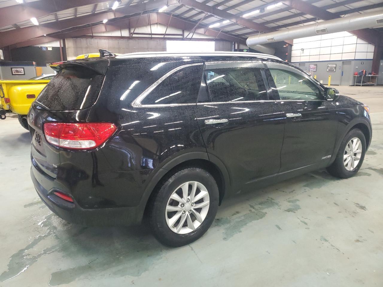 2016 KIA SORENTO LX - Image 3