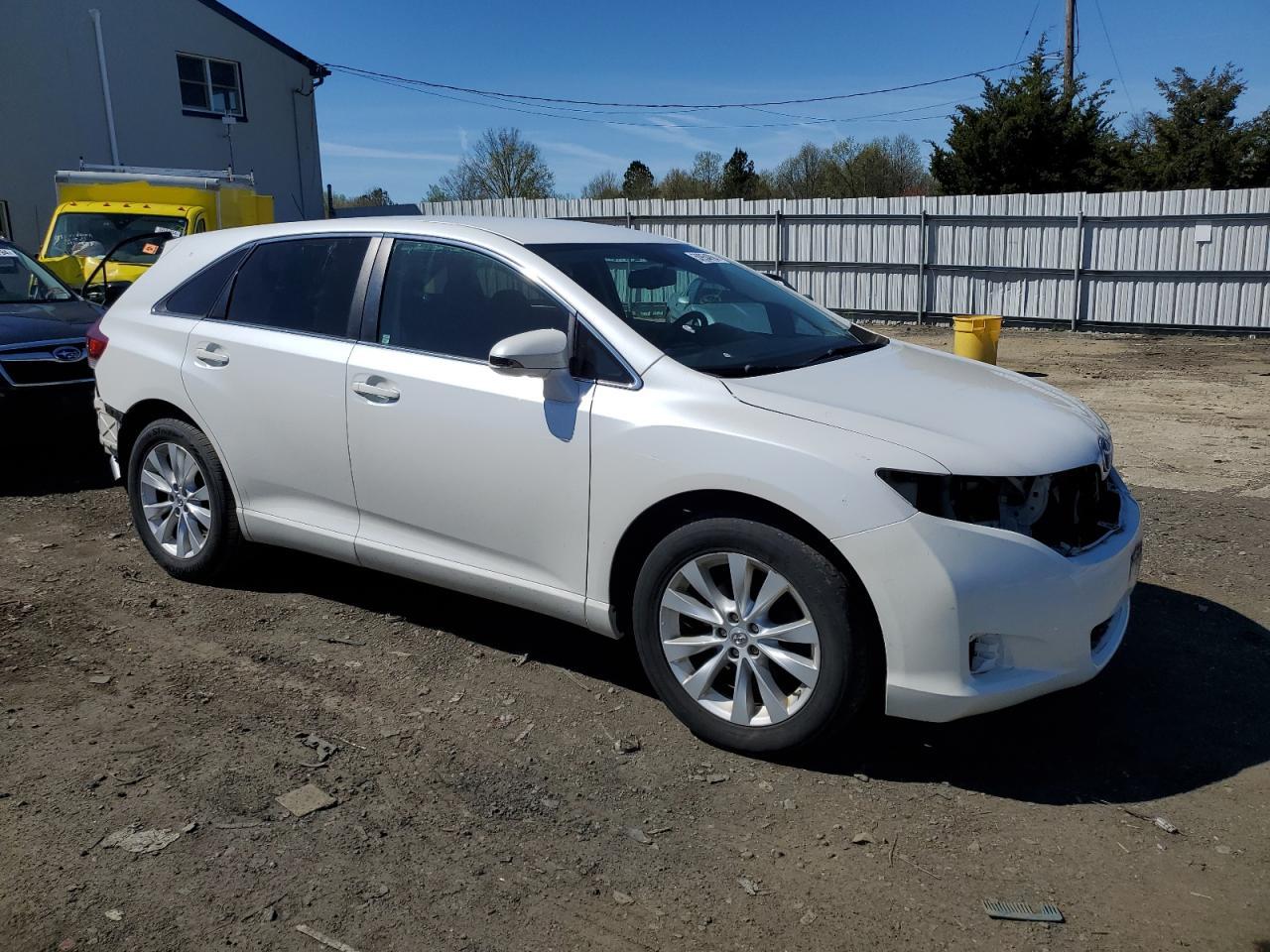 2014 TOYOTA VENZA LE - Фото 4