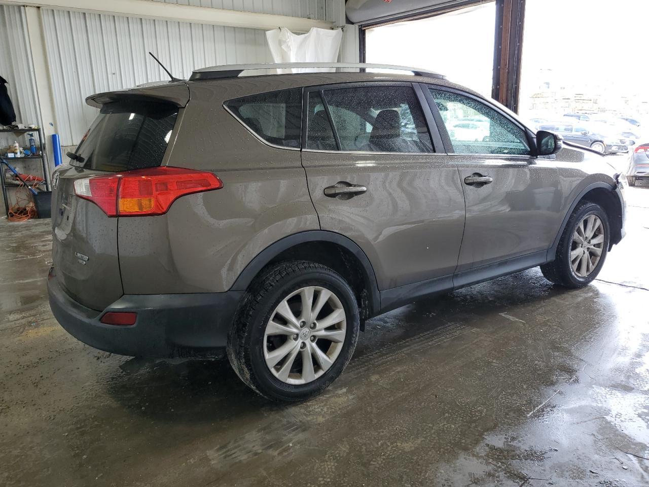 2015 TOYOTA RAV4 LIMIT - Фото 3