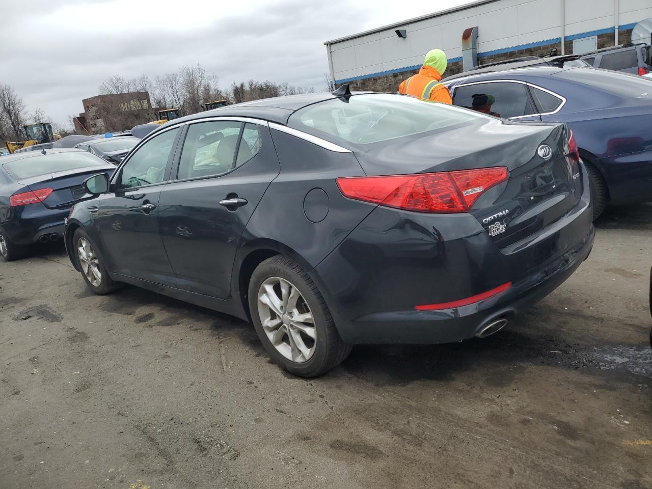 2012 KIA OPTIMA EX - Image 2