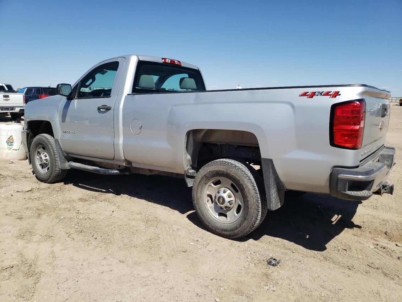 2016 CHEVROLET SILVERADO - Image 2