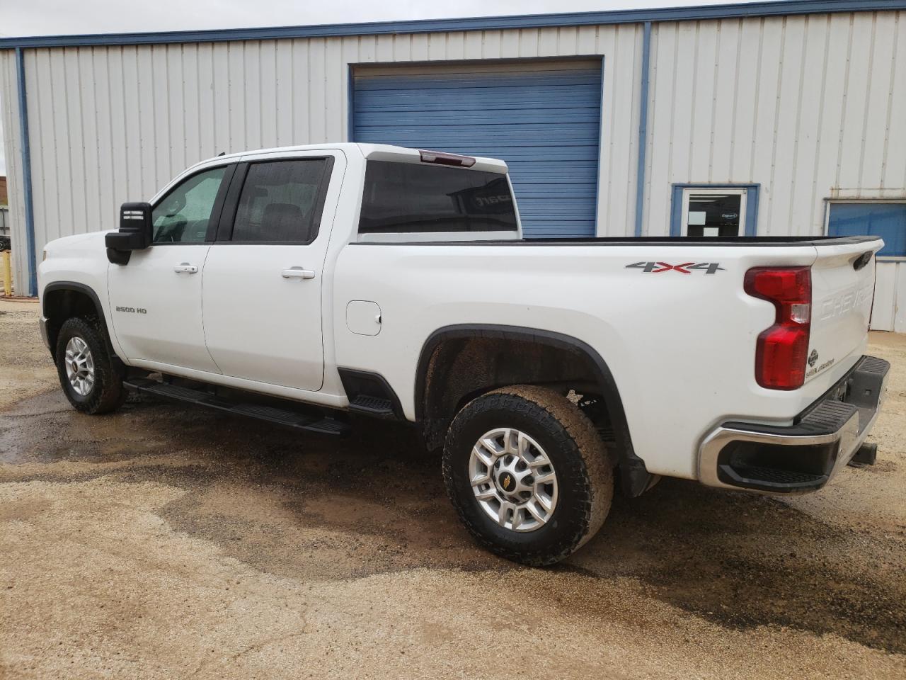 2021 CHEVROLET SILVERADO - Фото 2