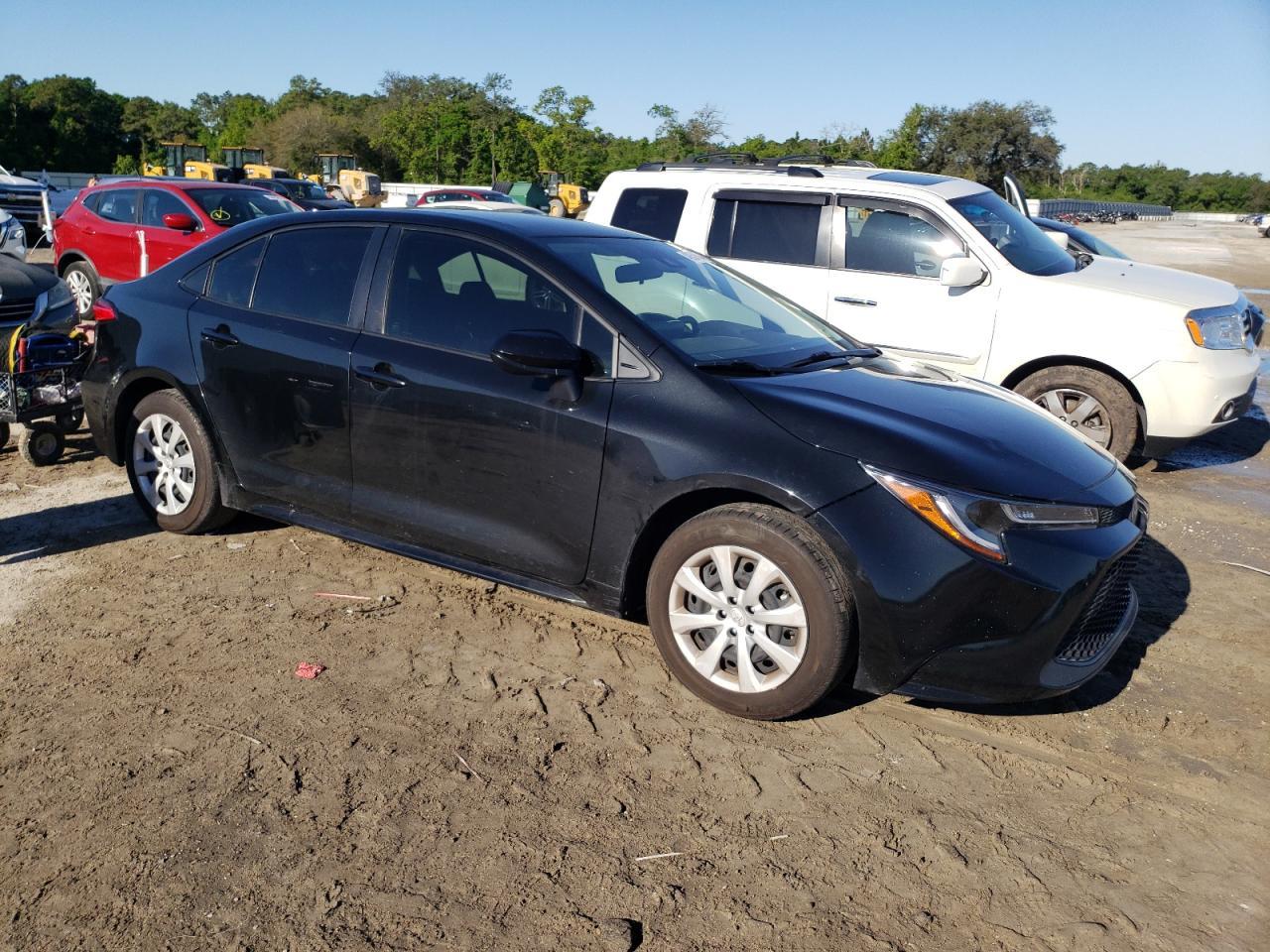 2022 TOYOTA COROLLA LE - Image 4