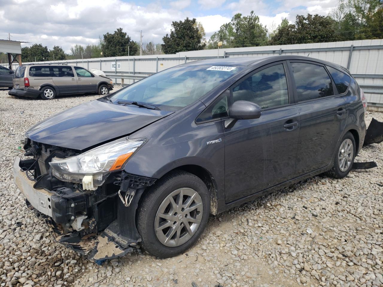 2017 TOYOTA PRIUS V car image